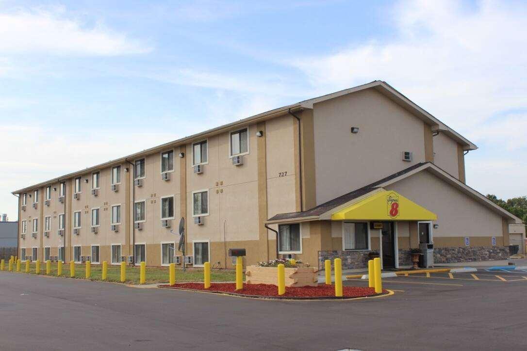 Hotel Super 8 Grand Rapids Center